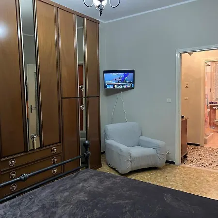 Gramsci Apartment!